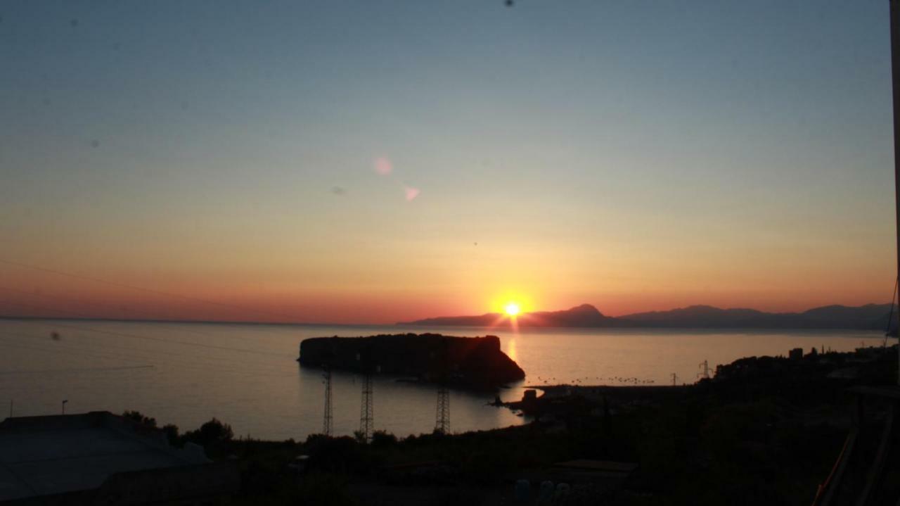 Elegante Casa Vistamare Villaggio Del Bridge San Nicola Arcella Exteriér fotografie